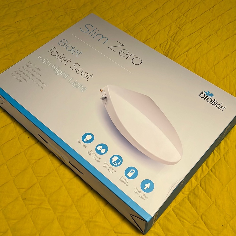 Brand new in box bidet toilet seat attachment